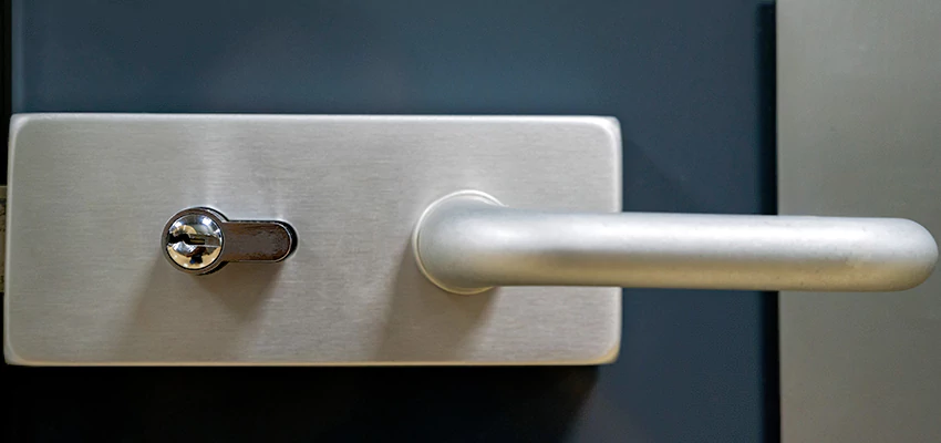 Change Patio Door Locks in Lennox, California